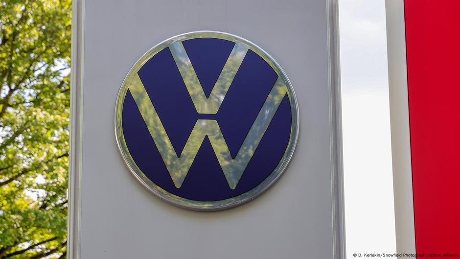 www.dw.com