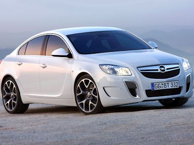 Opel_Insignia_OPC_1.jpg