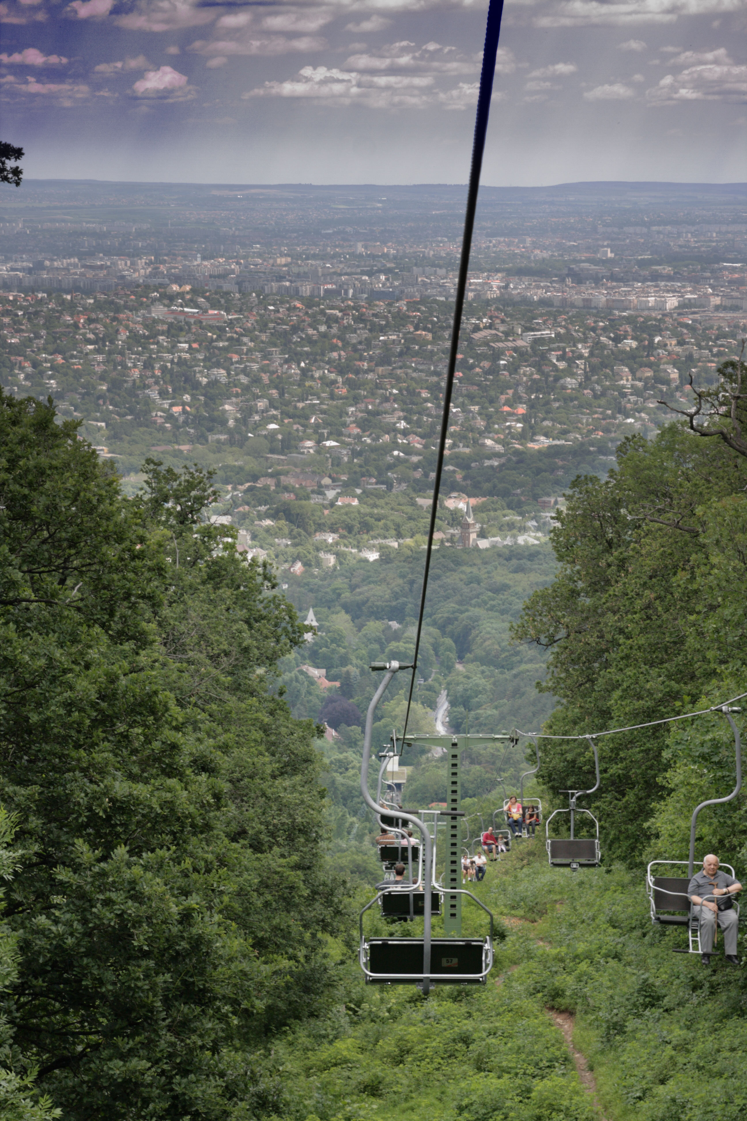 Chairlift_in_Budapest.jpg