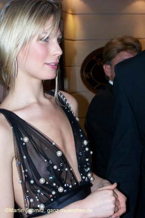 06filmball185.jpg