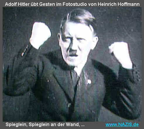 hitler_uebt_gesten_im_fotostudio.jpg