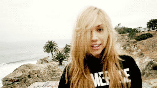 tumblr_mlttvlhexa1rpfx57o2_r2_500.gif