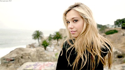tumblr_mn40py5iSV1qhdswno2_400.gif