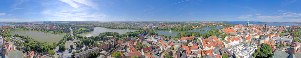 Stralsund_Panorama.jpg