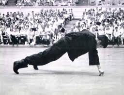 Bruce+Lee+pushup.jpg