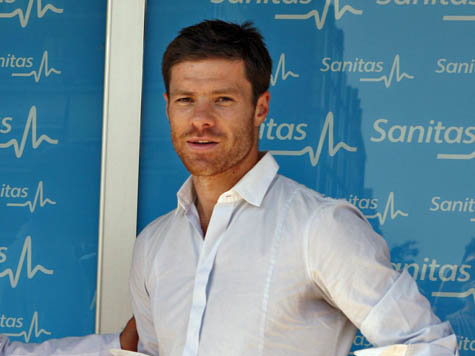 2136467033-xabi-alonso.9.jpg